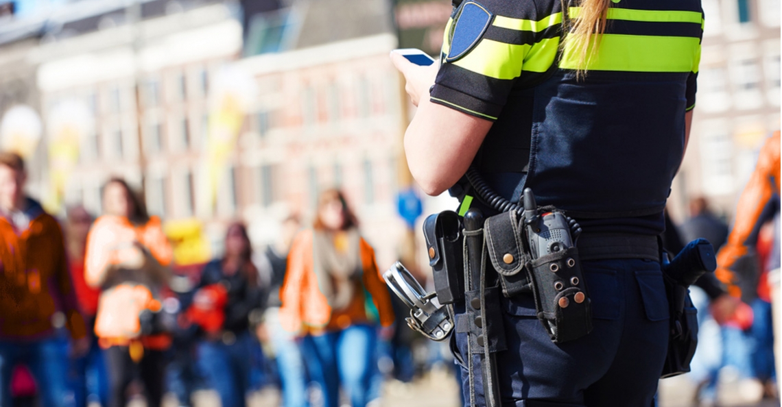 1461471391-politie-amsterdam-drones-koningsdag.jpg