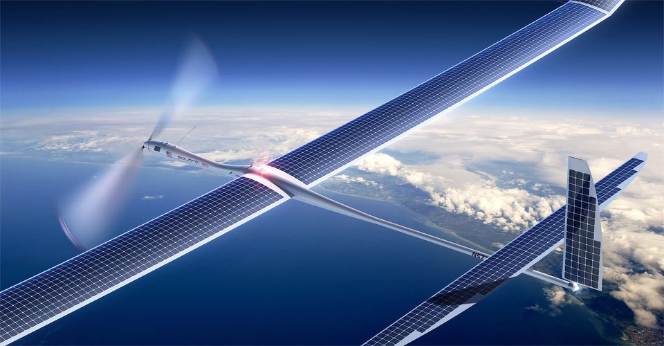 google_introducteert_titan_internetdrones_2015