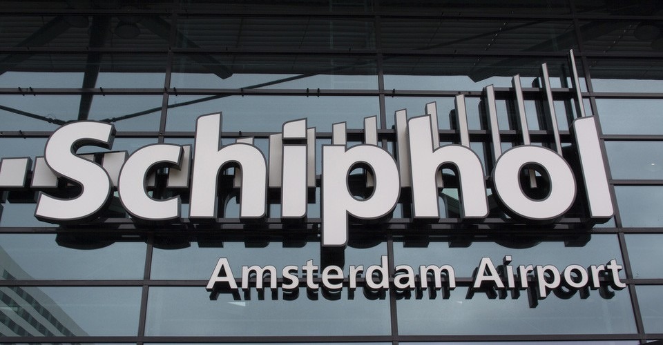 schiphol drone gespot bulgaar boete 500 euro quadcopter